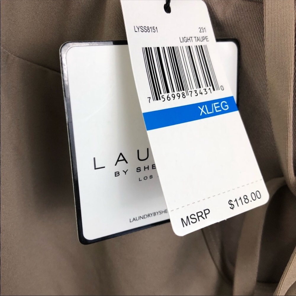 NWT Plunging One Piece Bathing Suit - Picture 5 of 6
